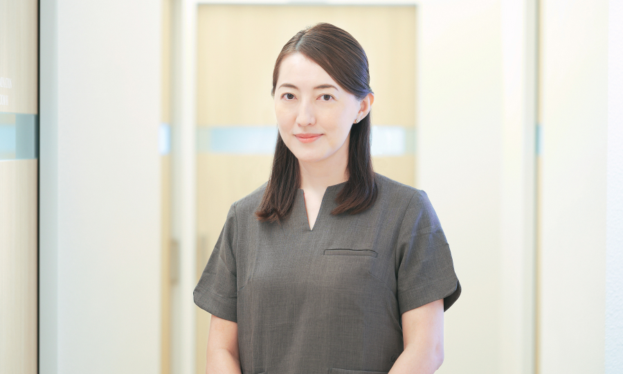 神川 真由子 MAYUKO KAMIKAWA